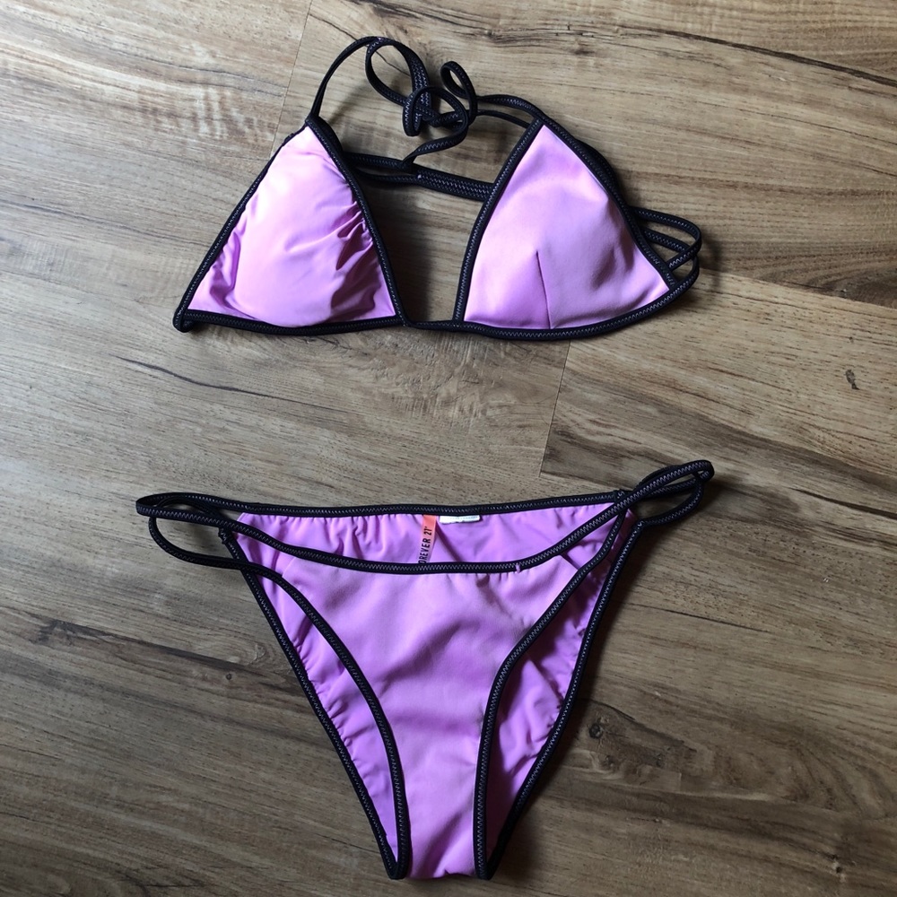 Forever 21 swim suit never worn